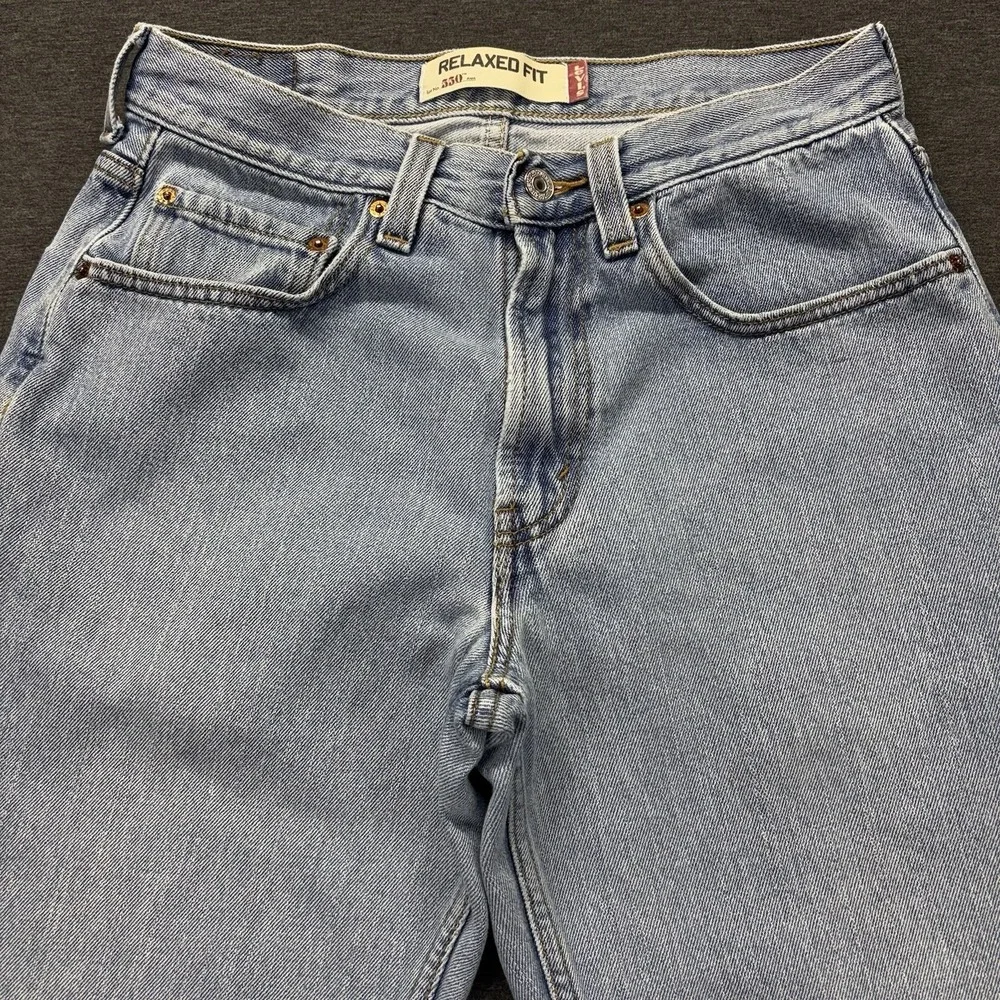 Y2K Levi's 550 Jeans Mens 31x32 TAG- 31x34 Relaxed Fit Straight Leg Light Wash